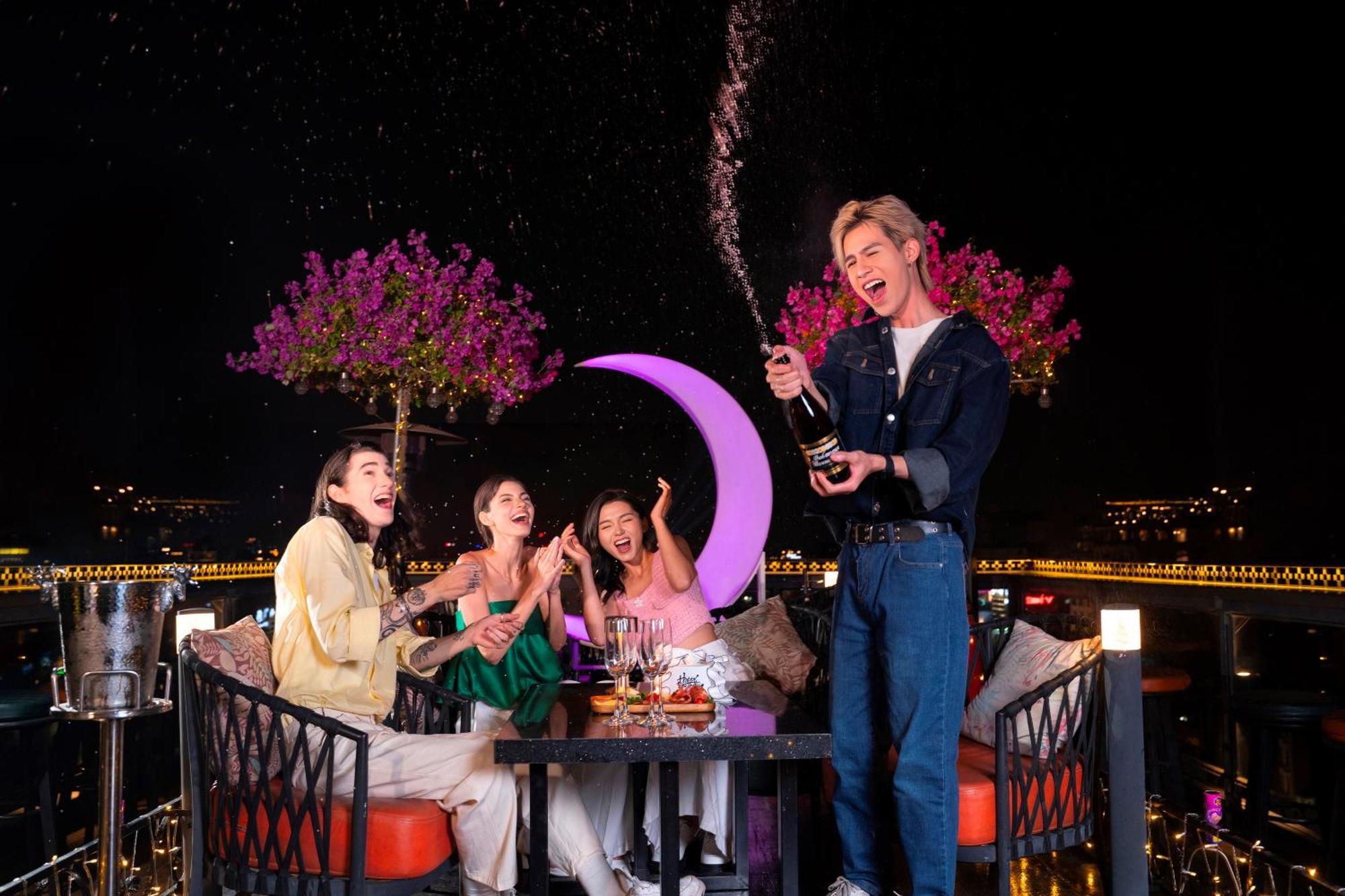 Aurora Premium - A Lifestyle Hotel Ханой Екстер'єр фото